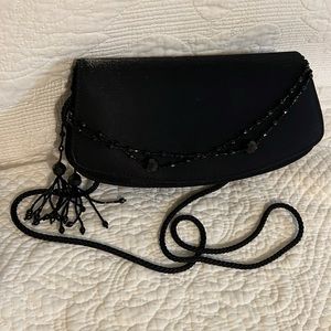 BLACK EVENING CLUTCH